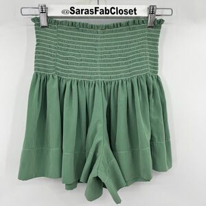 KOCH Erica Shorts Women's Size XS Skirt Skort Pleated Green Pull On Smocked Boho